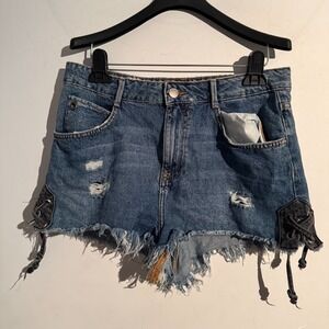 Zara Trafaluc Size 8 Denim Shorts Fringe Festival Boho Rodeo Western Distressed